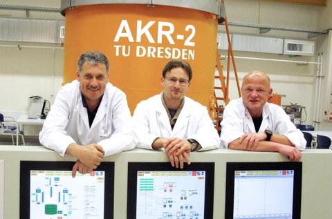 AKR-2 - Mitarbeiter