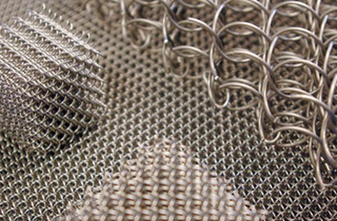 The photo shows three-dimensional wire structures