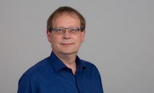 Portraitbild von Dr. Bernd Grüber, Fachgruppenleiter Numerische Prüfverfahren am ILK