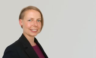 Portraitbild von Juliane Troschitz, Fachgruppenleiterin Verbindungstechniken am ILK