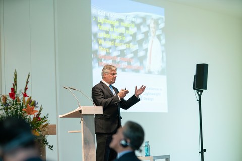 Prof. Hubert Jäger, Sprecher des ILK-Vorstandes eröffnet das Symposium. 