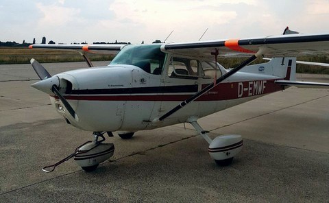 Forschungsflugzeug Cessna 172 der Professur für Luftfahrzeugtechnik