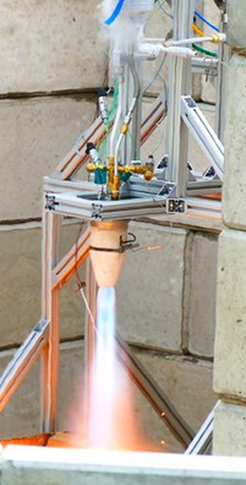 Triebwerkstest_SMART-Rockets.jpg