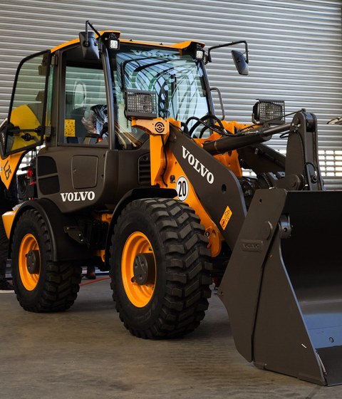 Erste Baumaschine im Fuhrpark des CFLab