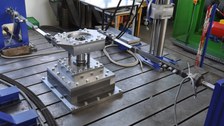 Servo-hydraulisches Prüffeld