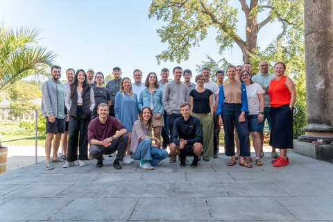 Das Team zeigt sich beim Retreat auf dem Design Campus Dresden