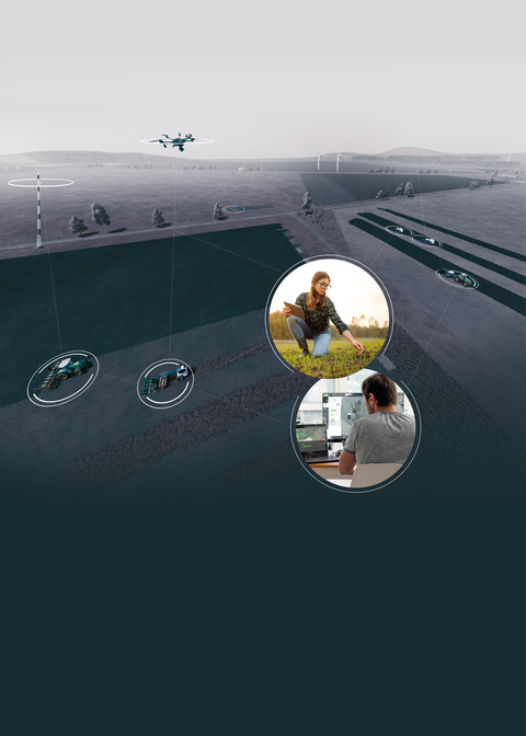 Das Bild zeigt eine große landwirtschaftliche Fläche, die digital vernetzt dargestellt wird. Mehrere autonome Maschinen und Agrarroboter arbeiten auf den Feldern, während eine Drohne darüber schwebt und offenbar Daten erfasst. Linien und Markierungen verb