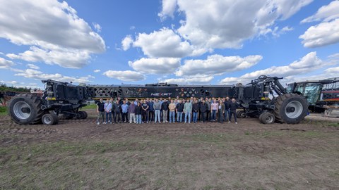 Gruppenbild bei Firma Nexat