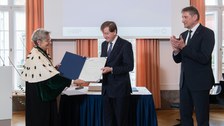 Vergabe der Ehrendoktorwürde an Professor Kiekens