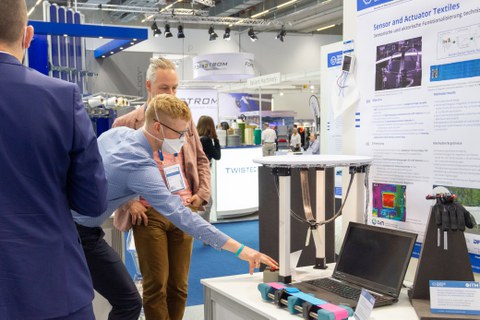 Impressionen vom Messestand auf der Techtextil 2022