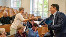 Foto mit Impressionen von der Verleihung des Goldenen Diploms