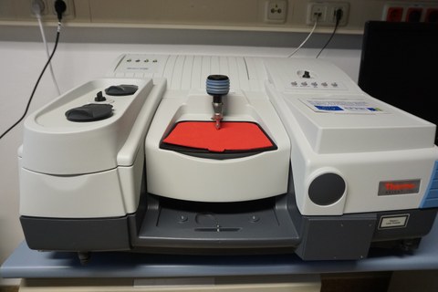 Infrarotspektrometer