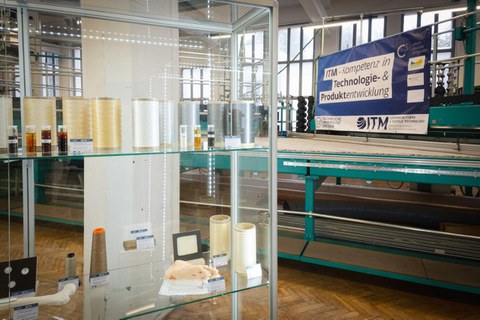 Blick in die Textilmaschinenhalle Dobritz