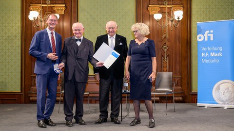 Presentation of the H.F. Mark Medal in Vienna to Prof. Dr. Gert Heinrich; DI Udo Pappler (GF OFI), Prof. Dr. Gert Heinrich, KR Ing. Hubert Culik (President OFI), Prof. Dr. Sabine Seidler