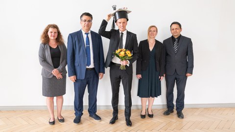 Herr Dr.-Ing. Danny Friese mit den anwesenden Mitgliedern der Prüfungskommission