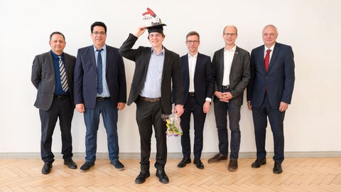Dr Sven Hellman with the members of the examination board 