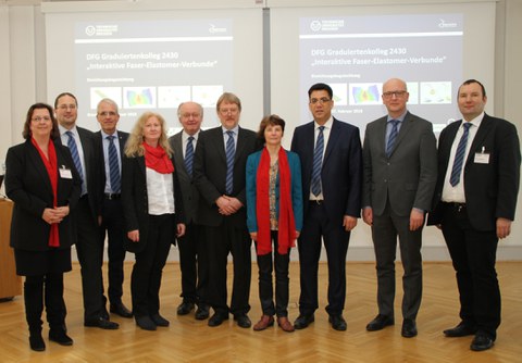 Foto: Gruppenbild der Teilprojektleiter des Graduiertenkollegs 2430 „Interaktive Faser-Elastomer-Verbunde“