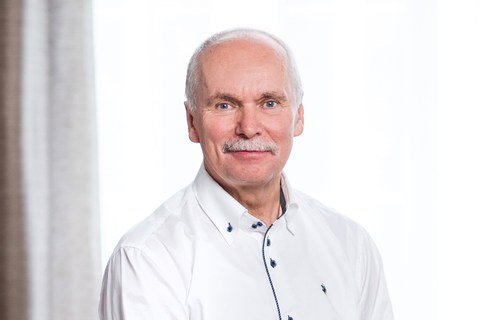 Das Portraitforo zeigt Professor Ralph Stelzer, Inhaber der Professur für Konstruktionstechnik/CAD an der Fakultät Maschinenwesen der TU Dresden.