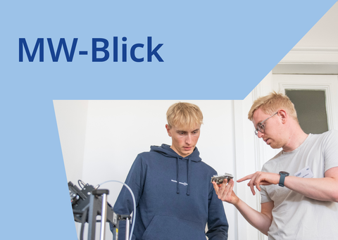 Auf dem Bild sind ein Student und ein Wissenschaftler zu sehen