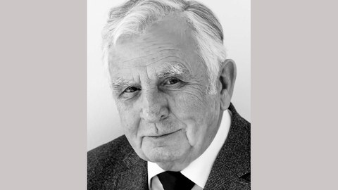 Portraitbild Prof. Heinz Linke