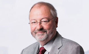 Porträtfoto von Professor Thomas Bley