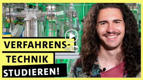 Auf dem Bild ist ein Student der Verfahrenstechnik zu sehen