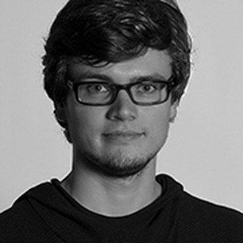 schwarz-weiß Portraitfoto eines Starthelfers der Fakultät Maschinenwesen