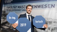 Das Foto wurde zum Tag der Fakultät Maschinenwesen 2019, am 29. Juni im Boulevardtheater Dresden aufgenommen.