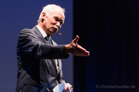 Das Foto wurde zum Tag der Fakultät Maschinenwesen 2019, am 29. Juni im Boulevardtheater Dresden aufgenommen.