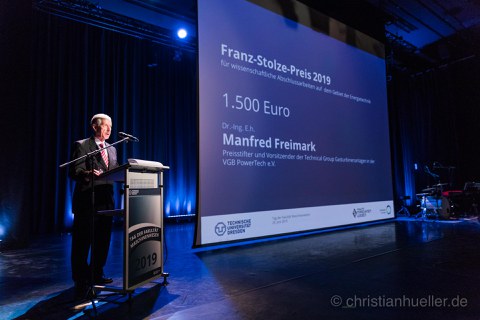 Das Foto wurde zum Tag der Fakultät Maschinenwesen 2019, am 29. Juni im Boulevardtheater Dresden aufgenommen.