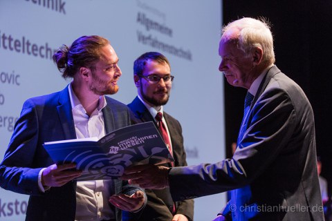 Das Foto wurde zum Tag der Fakultät Maschinenwesen 2019, am 29. Juni im Boulevardtheater Dresden aufgenommen.