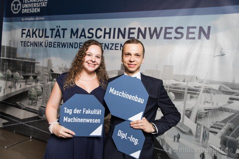 Das Foto wurde zum Tag der Fakultät Maschinenwesen 2019, am 29. Juni im Boulevardtheater Dresden aufgenommen.