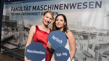 Das Foto wurde zum Tag der Fakultät Maschinenwesen 2019, am 29. Juni im Boulevardtheater Dresden aufgenommen.