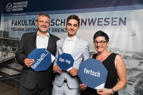 Das Foto wurde zum Tag der Fakultät Maschinenwesen 2019, am 29. Juni im Boulevardtheater Dresden aufgenommen.