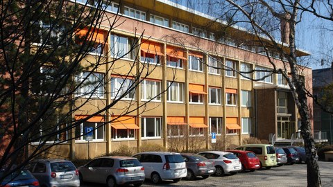 Gebäudeansicht vom Kutzbach-Bau