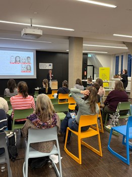 Impressionen des diesjährigen Internationalen Tags der Frauen und Mädchen in der Wissenschaft