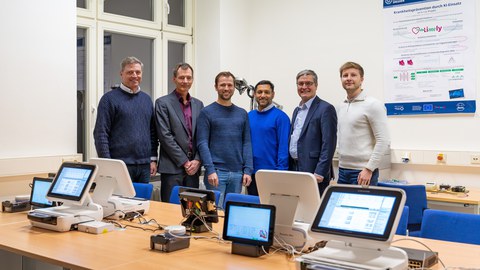 Gruppenbild der beteiligten Personen von TUD und BIOTRONIK