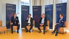 Blick auf die Gäste der Podiumsdiskussion