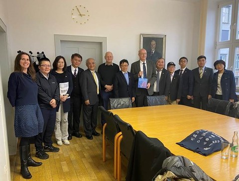 Gruppenfoto einer hochrangigen Delegation der der National Taiwan University of Science and Technology 