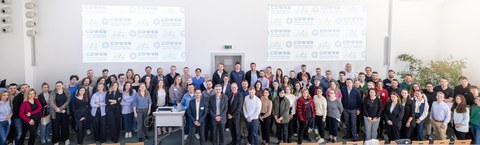 Participants of the exchange week in the ballroom of the Faculty of Business Administration and Economics.