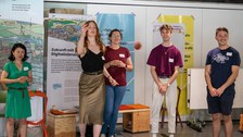 Spielerische Übungen zur Auflockerung des Workshops