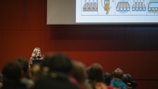 Impressionen von der Kinder-Uni mit Dr. Birgit Böhme