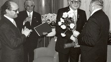 N. J. Lehmann während der Ehrenpromotion seines Freundes dem Computerpionier Konrad Zuse, 1981