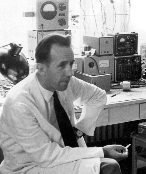 Walter Tscheschner am Arbeitsplatz,, 1961