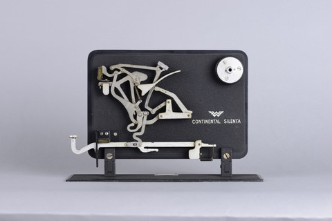 Modell des Typenhelmechanismus der Schreibmaschine Continental Silenta, Wanderer-Werke A.G. Chemnitz um 1935 (TU Dresden, Sammlung Feinwerktechnik)