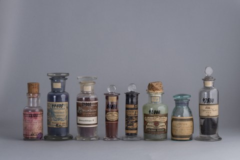 Frühe synthetische Farbstoffe verschiedener Hersteller, ab 1860