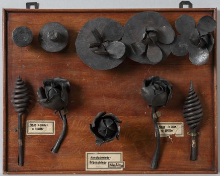 Tableau Kunstschmieden von Rosen
