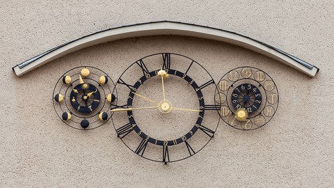 Eine astronomische Uhr