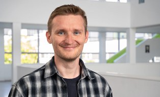 Portrait von FK