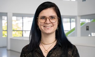Portrait von AMvOK